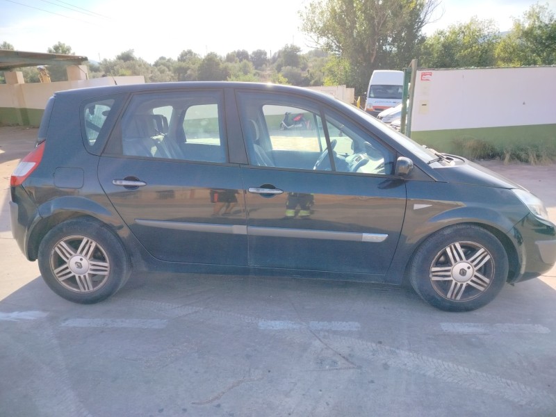 renault scenic ii del año 2004