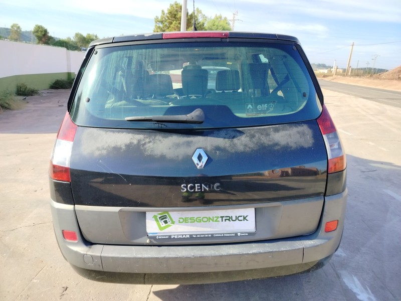 renault scenic ii del año 2004