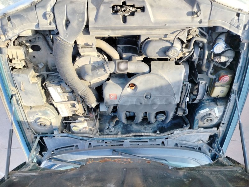 citroën xsara berlina del año 2000