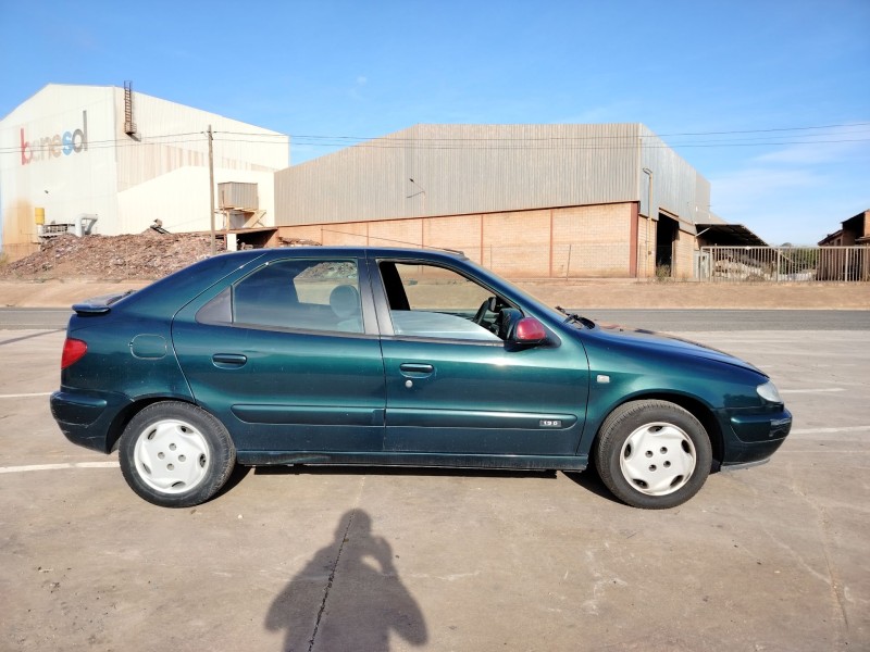 citroën xsara berlina del año 2000