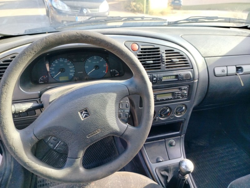 citroën xsara berlina del año 2000