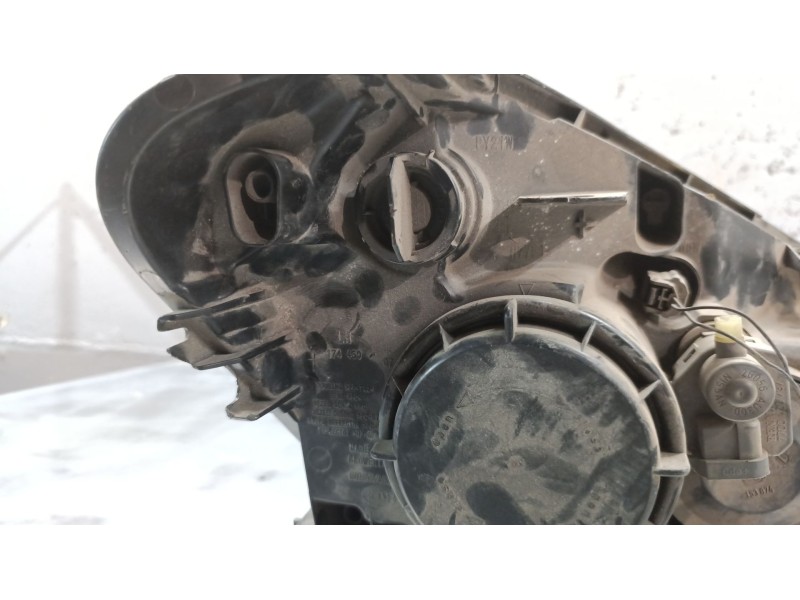 Recambio de faro izquierdo para nissan qashqai i (j10, nj10) 2.0 referencia OEM IAM   