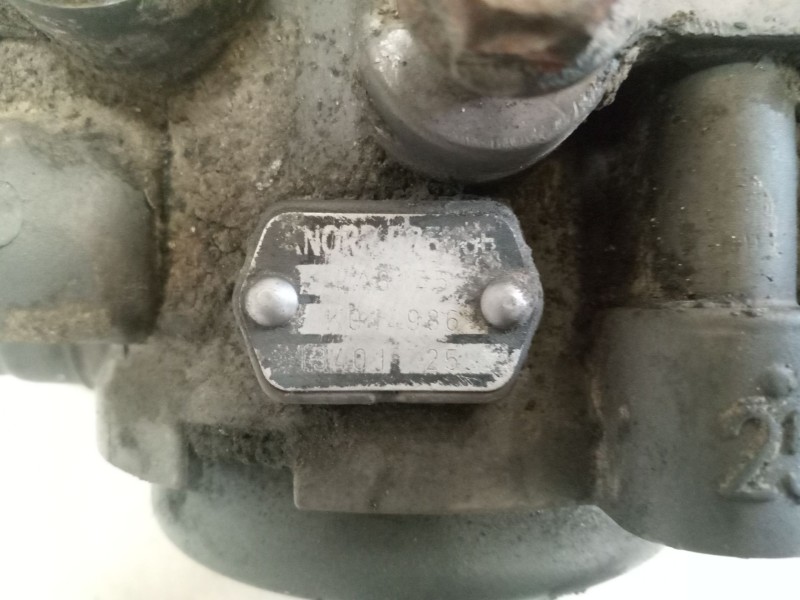 Recambio de valvula aire para daf serie xf105.xxx 12.9 diesel referencia OEM IAM 1738764 K014986 LA8145