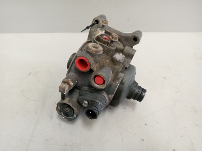 Recambio de valvula aire para daf serie xf105.xxx 12.9 diesel referencia OEM IAM 1738764 K014986 LA8145