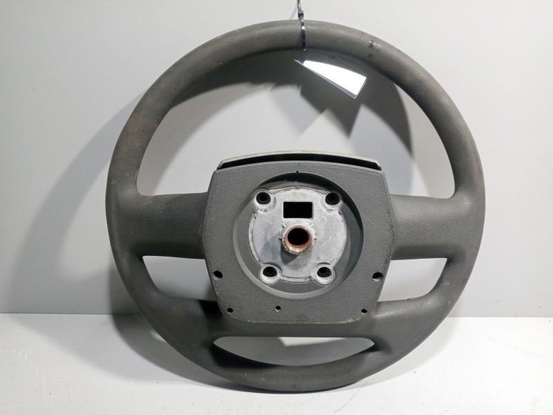 Recambio de volante para volvo fh xxx referencia OEM IAM 82321333  