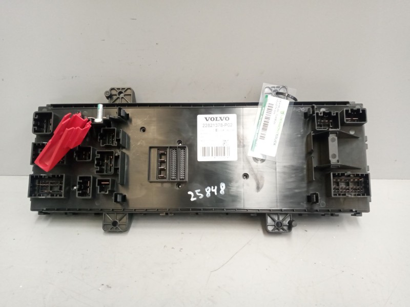 Recambio de caja reles / fusibles para volvo fh xxx referencia OEM IAM 22821378  