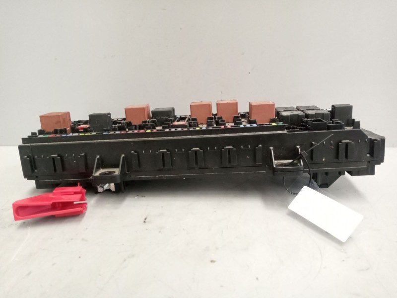 Recambio de caja reles / fusibles para volvo fh xxx referencia OEM IAM 22821378  