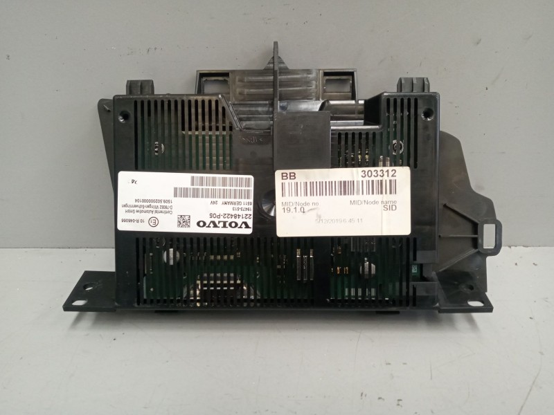 Recambio de pantalla multifuncion para volvo fh xxx referencia OEM IAM 22148422  