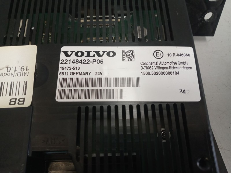 Recambio de pantalla multifuncion para volvo fh xxx referencia OEM IAM 22148422  