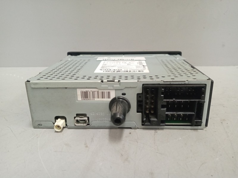 Recambio de sistema audio / radio cd para volvo fh xxx referencia OEM IAM 22584980  