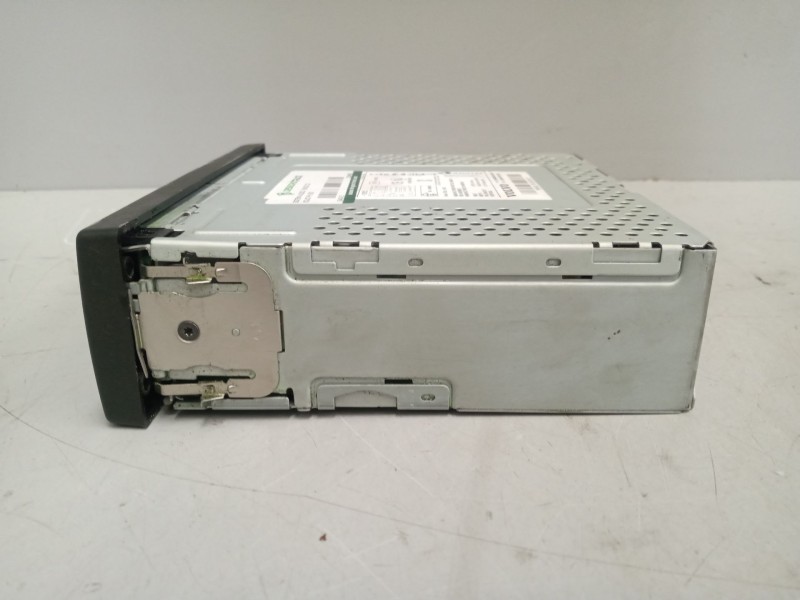 Recambio de sistema audio / radio cd para volvo fh xxx referencia OEM IAM 22584980  