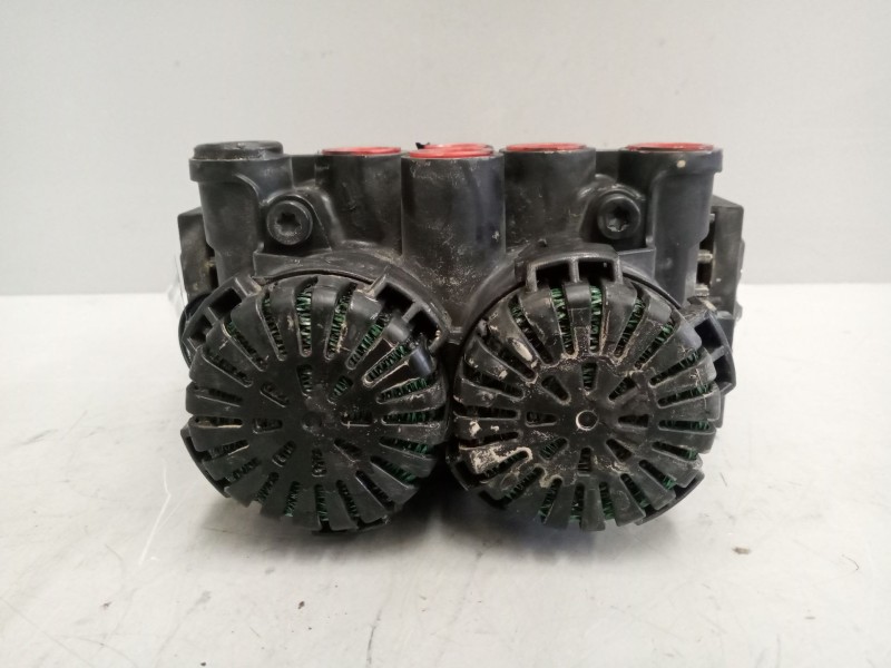 Recambio de valvula aire para man tgx 18.xxx 12.4 diesel referencia OEM IAM 81521066050  K020024