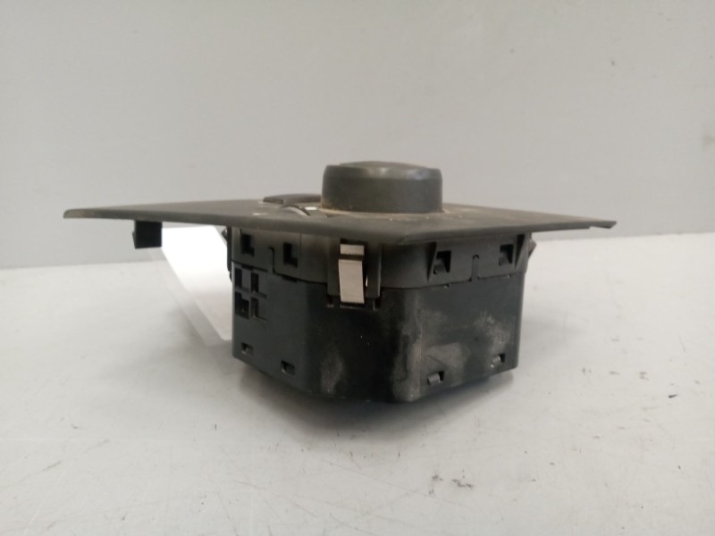 Recambio de mando luces para volvo fh xxx referencia OEM IAM 22154311  