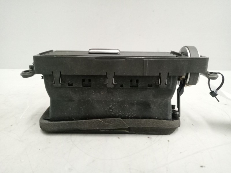 Recambio de difusor calefaccion para volvo fh xxx referencia OEM IAM 82246426  