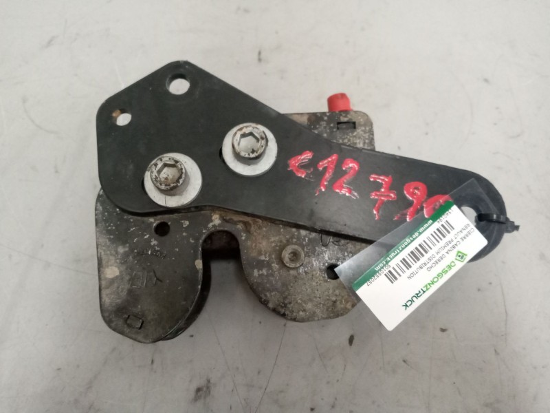Recambio de cierre cabina derecho para renault premium distribution 7.2 diesel referencia OEM IAM 5010552057  