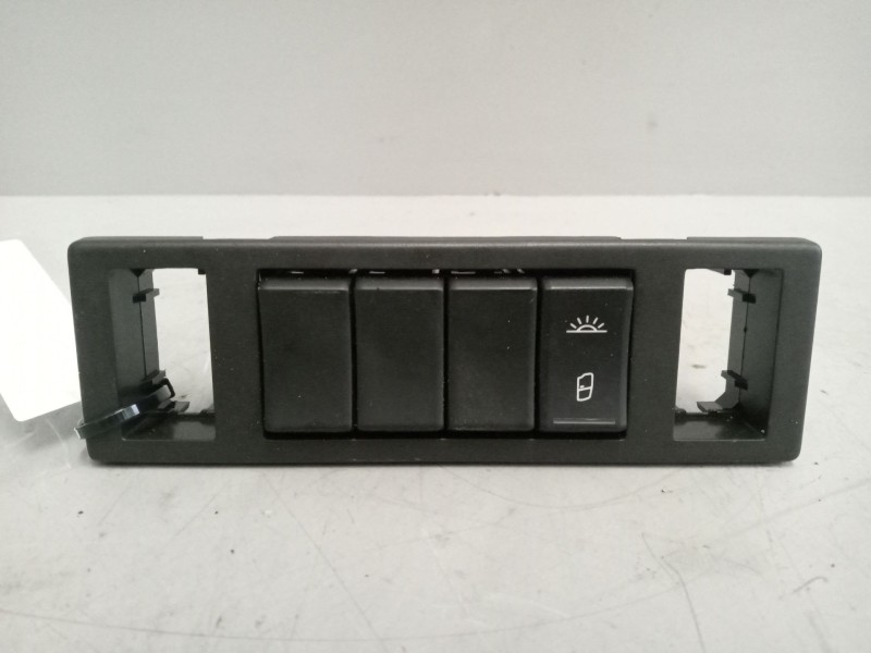 Recambio de interruptor para volvo fh xxx referencia OEM IAM 22026373  