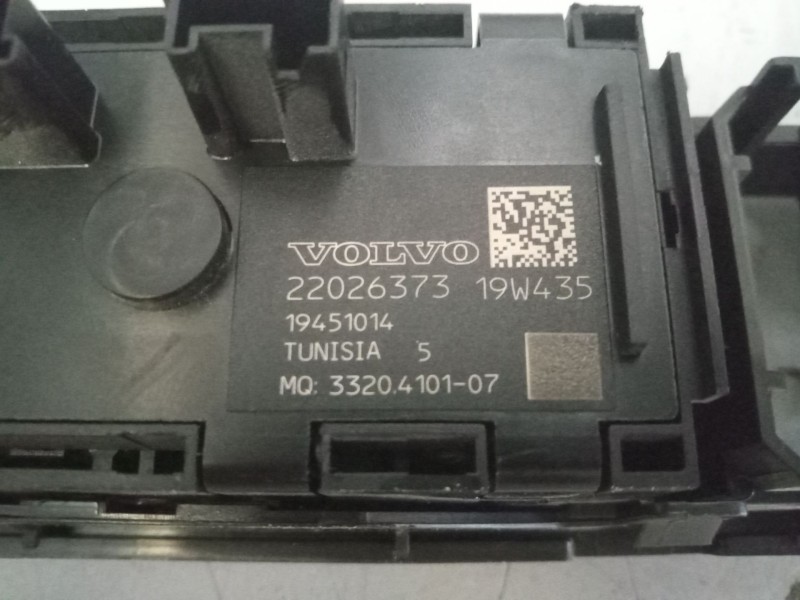 Recambio de interruptor para volvo fh xxx referencia OEM IAM 22026373  