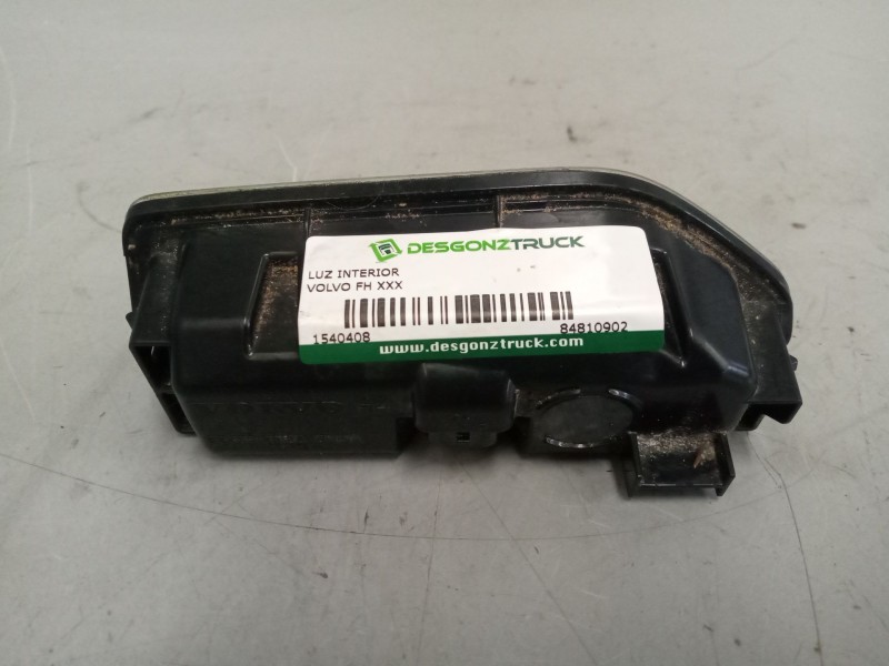 Recambio de luz interior para volvo fh xxx referencia OEM IAM 84810902  