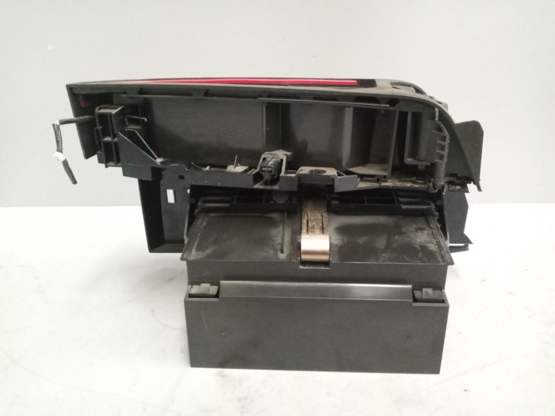 Recambio de posavasos para volvo fh xxx referencia OEM IAM 82213703  