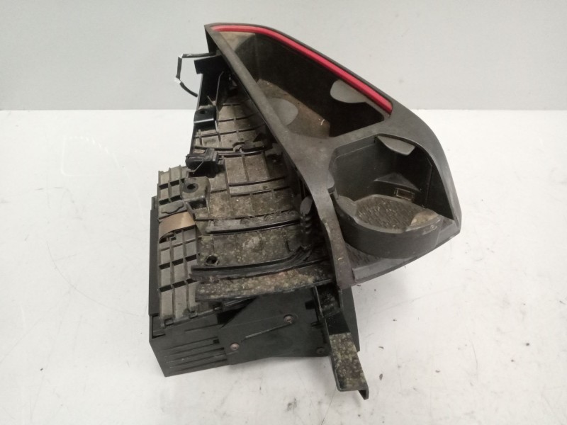 Recambio de posavasos para volvo fh xxx referencia OEM IAM 82213703  