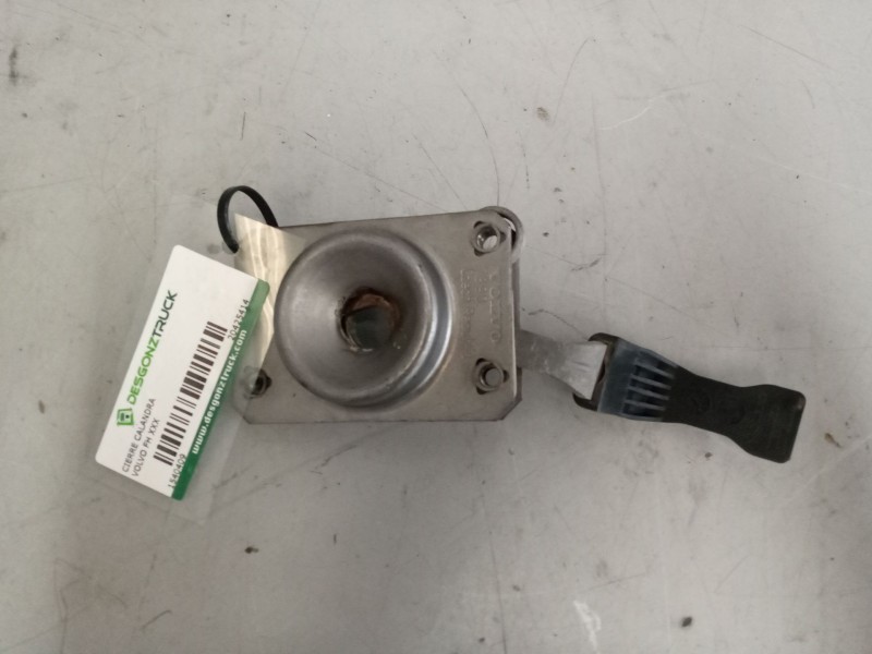 Recambio de cierre calandra para volvo fh xxx referencia OEM IAM 20425414 82213089 822329591