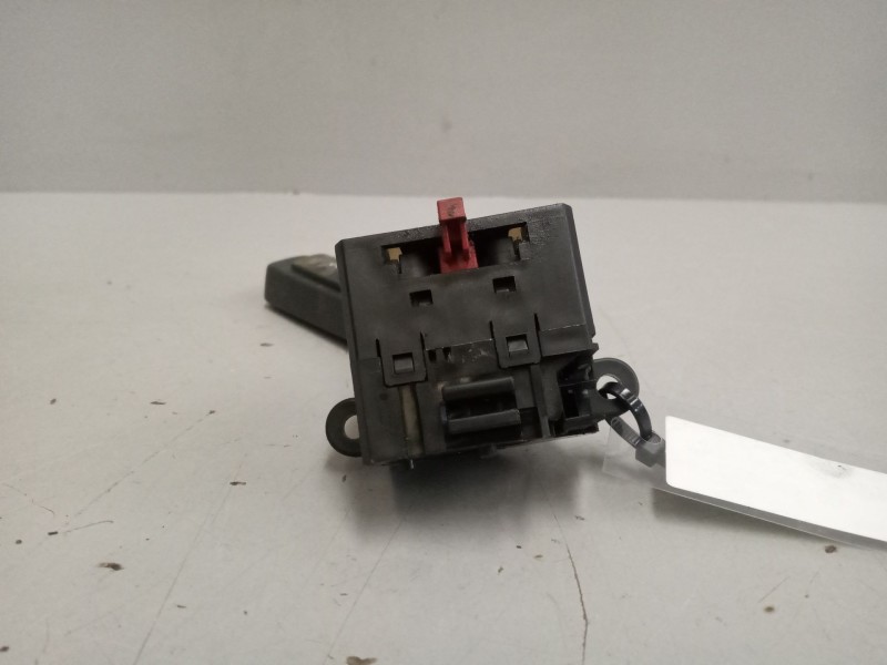 Recambio de mando intermitentes para volvo fh xxx referencia OEM IAM 22943668  