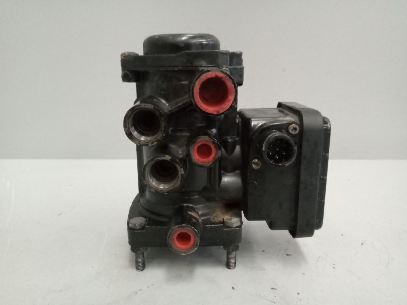 Recambio de valvula aire para man tgx 18.xxx 12.4 diesel referencia OEM IAM 81523016213  K020623