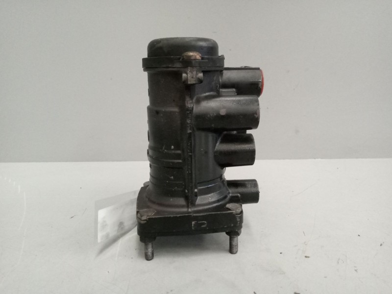 Recambio de valvula aire para man tgx 18.xxx 12.4 diesel referencia OEM IAM 81523016213  K020623