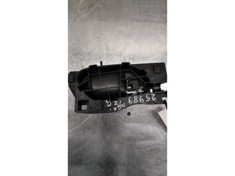 Recambio de maneta interior delantera izquierda para citroën c4 berlina lx referencia OEM IAM 13G100187386  