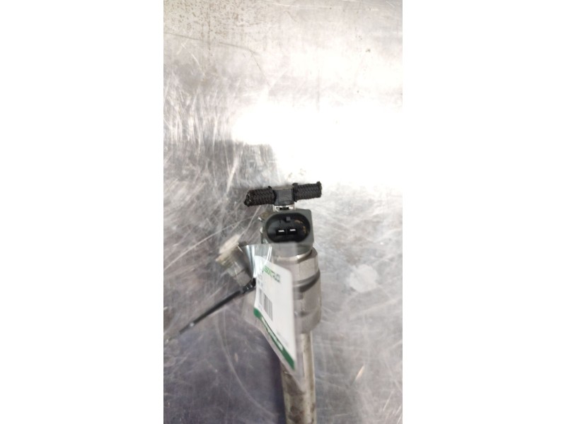 Recambio de inyector para bmw 1 (e81) 118 d referencia OEM IAM 0445110289  779844603