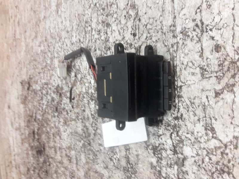 Recambio de reloj para ssangyong rexton rx 270 full referencia OEM IAM 8111008010  