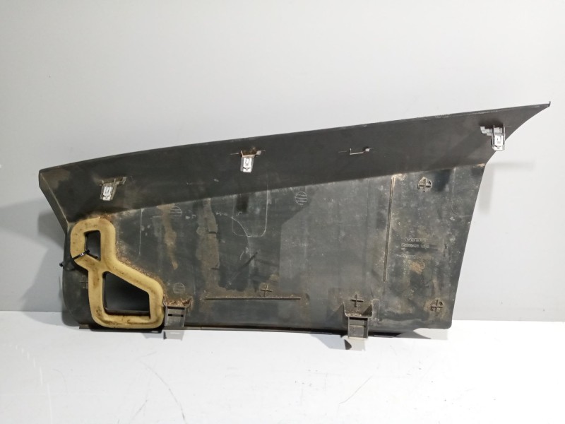 Recambio de guarnecidos varios para volvo fh xxx referencia OEM IAM 82286405  