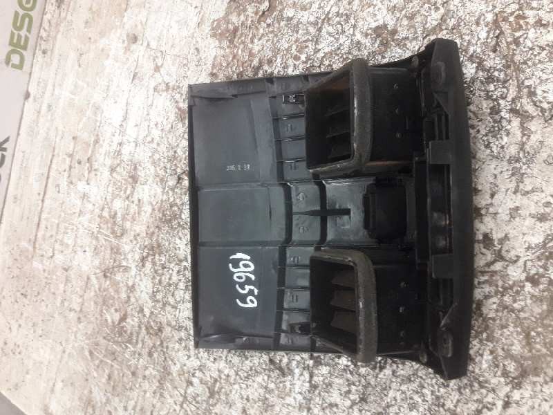 Recambio de guarnecidos consola de mandos para ssangyong rexton rx 270 full referencia OEM IAM 7652008000  