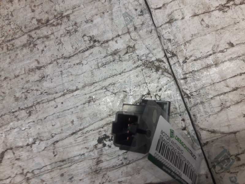 Recambio de boton antivaho para ssangyong rexton rx 270 full referencia OEM IAM 864W02500 5 PINS 
