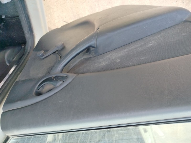 ford focus turnier (cak) del año 2001