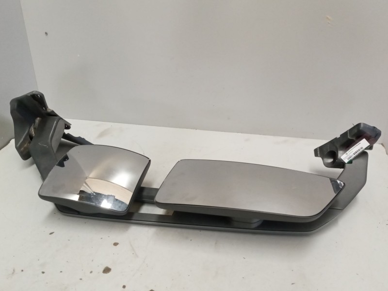 Recambio de retrovisor derecho para volvo fh xxx referencia OEM IAM   