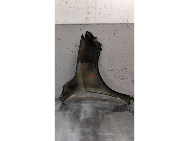 Recambio de aleta delantera izquierda para nissan juke (f15) 1.6 dig-t nismo rs referencia OEM IAM   