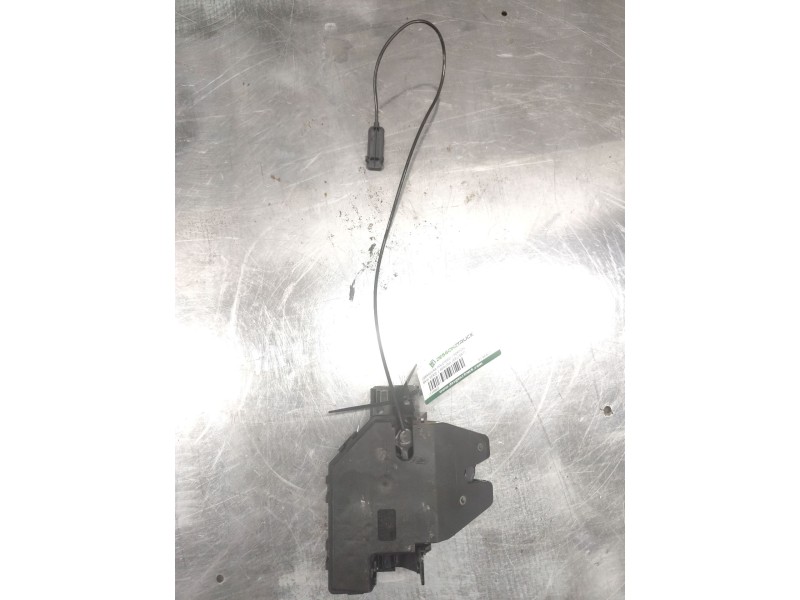 Recambio de cerradura maletero / porton para bmw serie 1 berlina (e81/e87) 120d referencia OEM IAM 8196401  