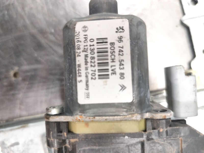 Recambio de elevalunas delantero derecho para peugeot 208 i (ca_, cc_) 1.2 thp 110 referencia OEM IAM 9673154380  