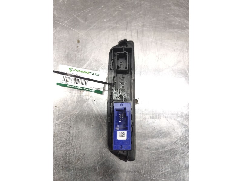 Recambio de mando multifuncion para peugeot 208 i (ca_, cc_) 1.2 thp 110 referencia OEM IAM 9677059077  