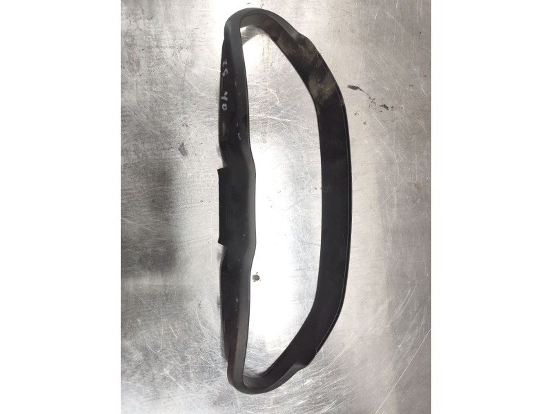 Recambio de embellecedor para peugeot 208 i (ca_, cc_) 1.2 thp 110 referencia OEM IAM   