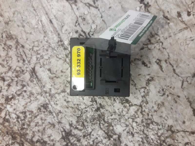 Recambio de warning para opel meriva cosmo referencia OEM IAM 93332970  