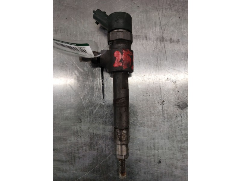 Recambio de inyector para opel vectra c (z02) 1.9 cdti (f69) referencia OEM IAM 0445110165  