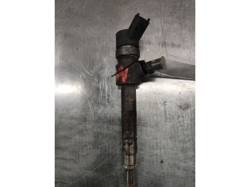Recambio de inyector para opel vectra c (z02) 1.9 cdti (f69) referencia OEM IAM 0445110165  