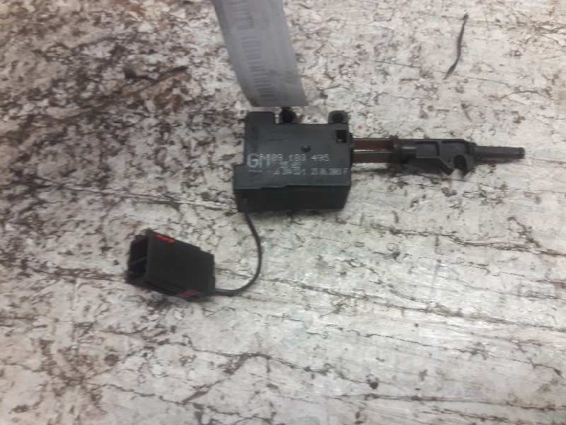 Recambio de motor cierre centralizado porton para opel meriva cosmo referencia OEM IAM 09183495 505603 2 PINS