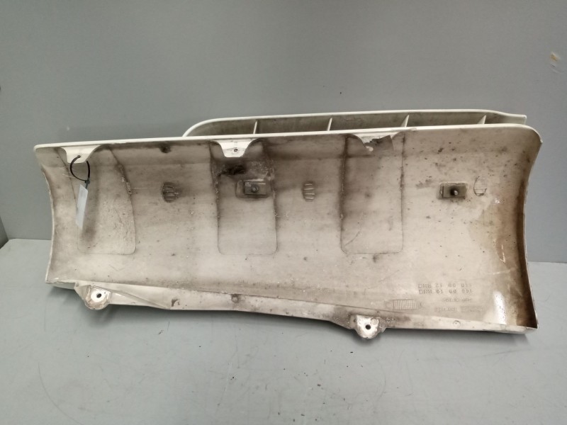 Recambio de deflector derecho para daf serie xf105.xxx fsa 4x2 space-cab referencia OEM IAM 1400010  