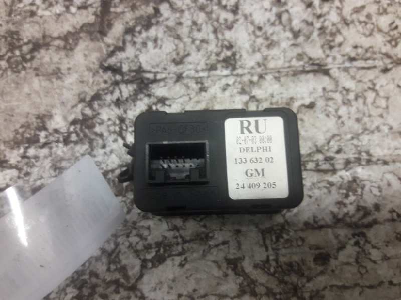 Recambio de mando elevalunas delantero izquierdo para opel meriva cosmo referencia OEM IAM 13363202 24409205 6 PINS