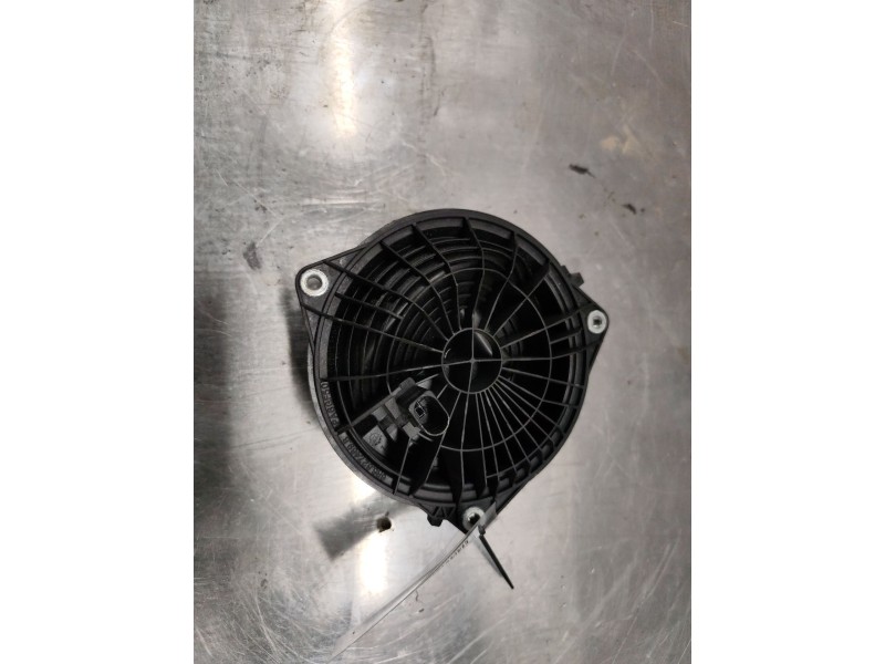 Recambio de maneta porton para volkswagen polo v (6r1, 6c1) 1.6 tdi referencia OEM IAM 6R6827469B  