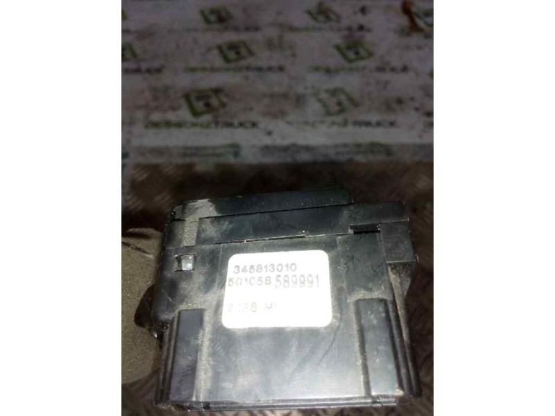 Recambio de mando limpia para renault premium lander fg 4x2 cabina larga referencia OEM IAM 501058589991  