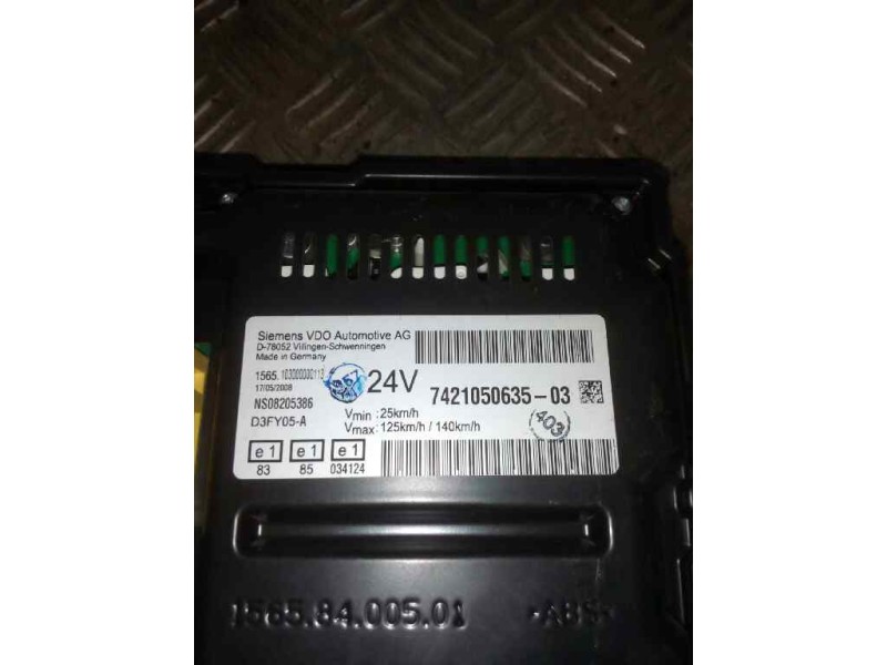 Recambio de cuadro instrumentos para renault premium lander fg 4x2 cabina larga referencia OEM IAM 7421050635  